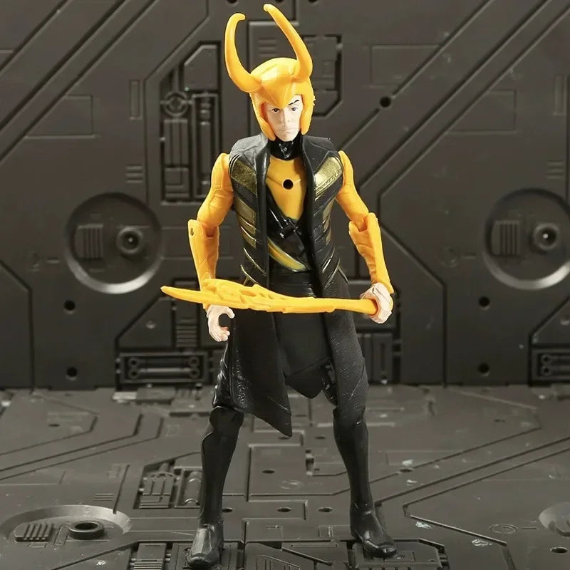 Marvel Comics Avengers Heroes Mercadoria, Homem de Ferro, Homem Aranha, Hulk, Modelo de Decoração de Mesa, Brinquedo Infantil, Presente de Aniversário