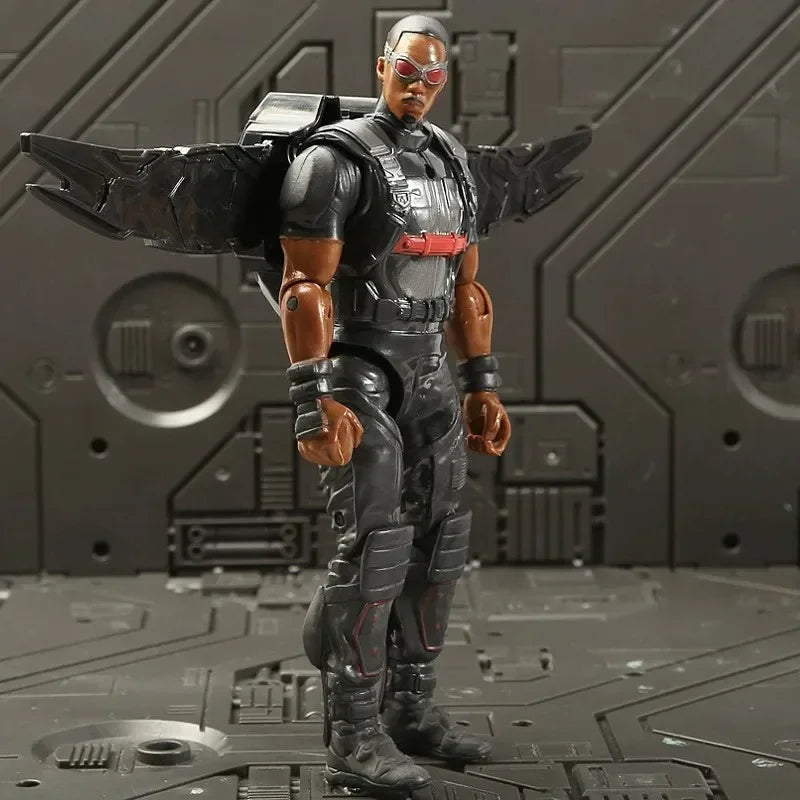 Marvel Comics Avengers Heroes Mercadoria, Homem de Ferro, Homem Aranha, Hulk, Modelo de Decoração de Mesa, Brinquedo Infantil, Presente de Aniversário